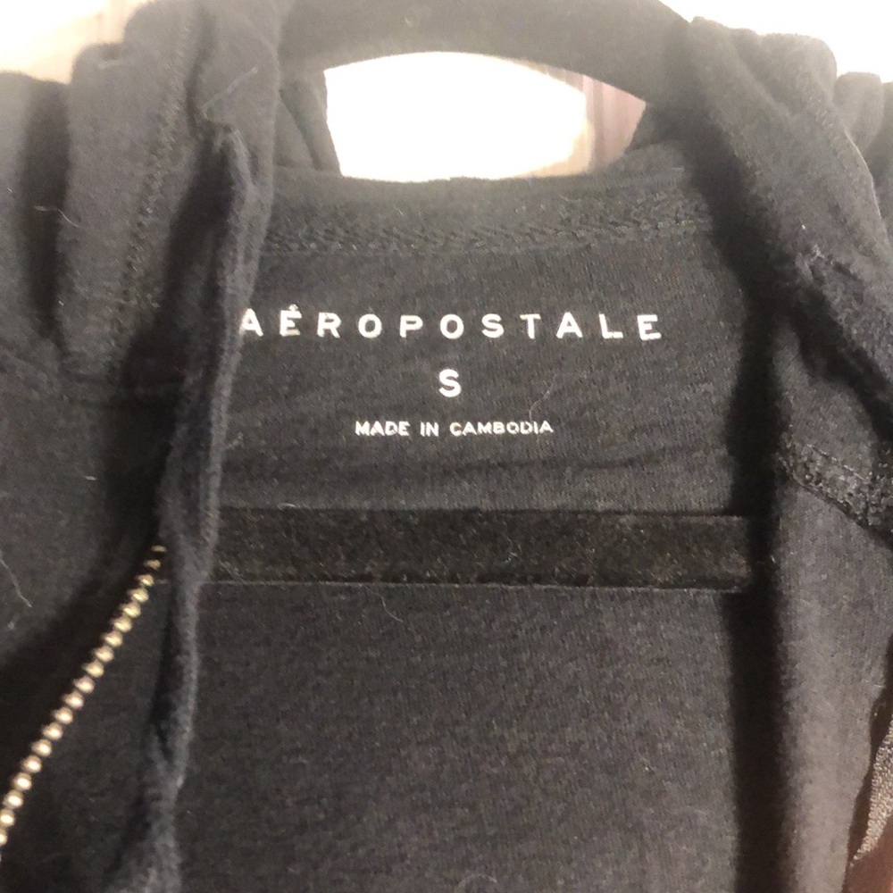 Small black jacket - Picture 2 of 4